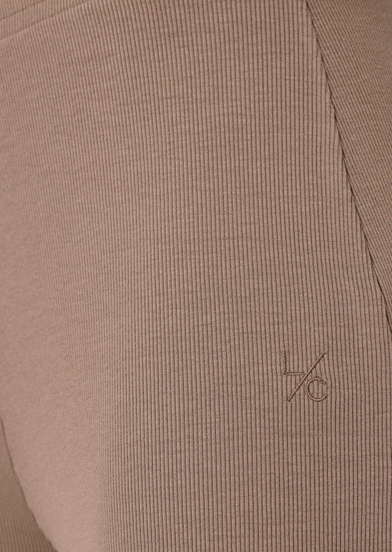 Women's Pants Walnut