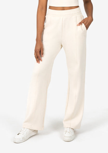 Women's Straight Leg Trouser Eggnog