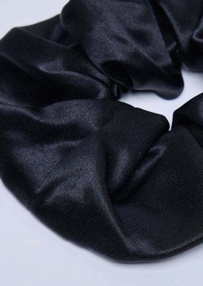 Women's Silk Scrunchie Black
