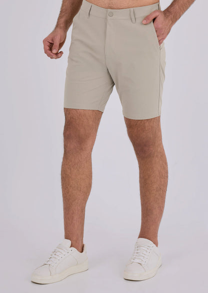 Men Adapt Shorts Classic Fit -8"R Beige