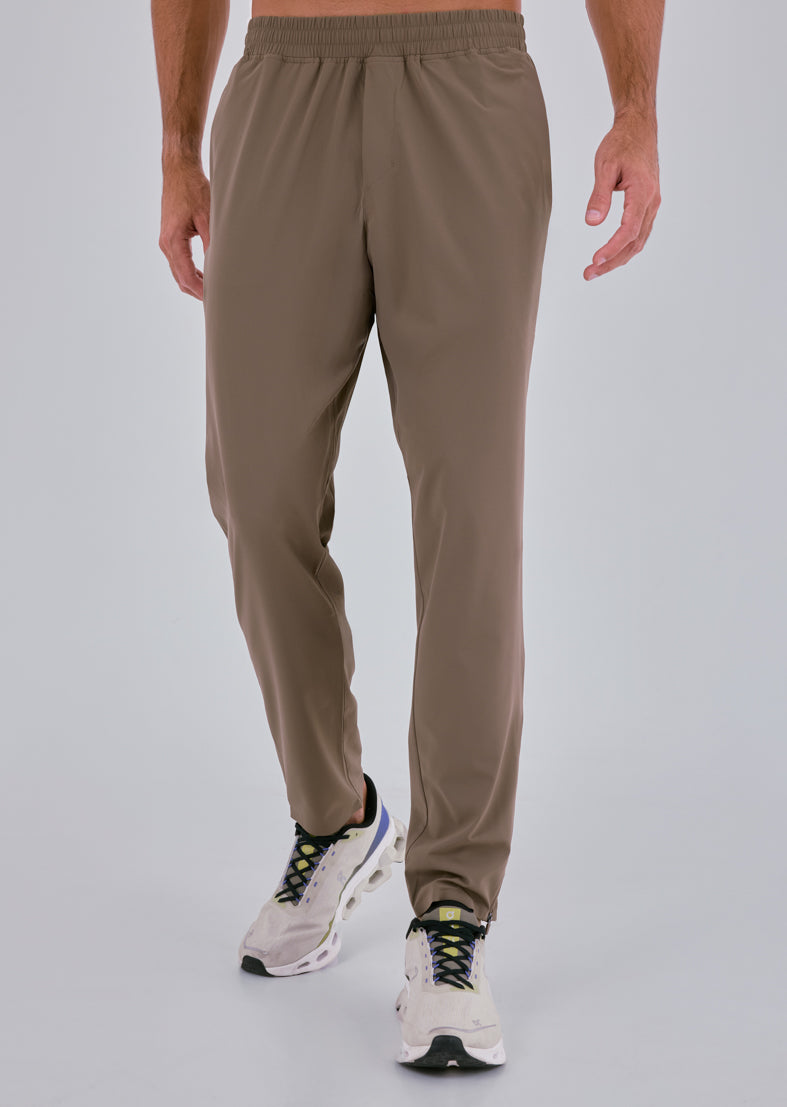 Men's Agility Tapered Pant Walnut