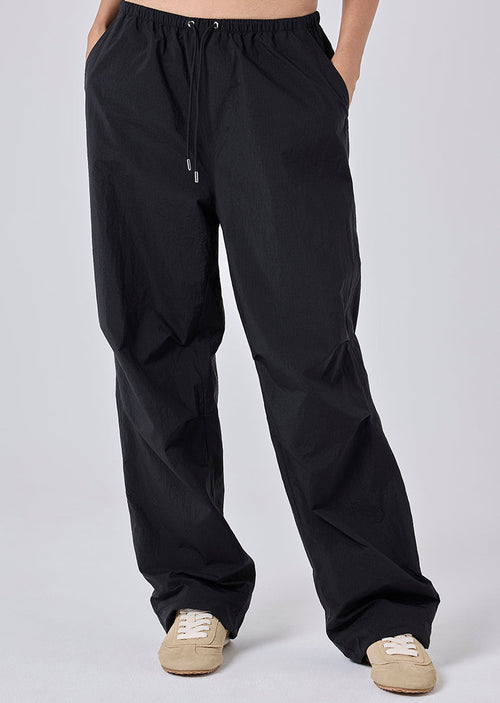 Women's Parachute Pant Black
