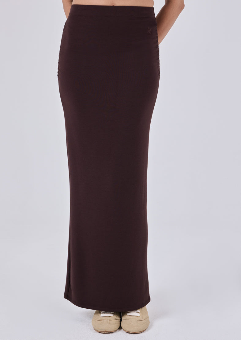 Women's Ruched Maxi Skirt Dark Cocoa