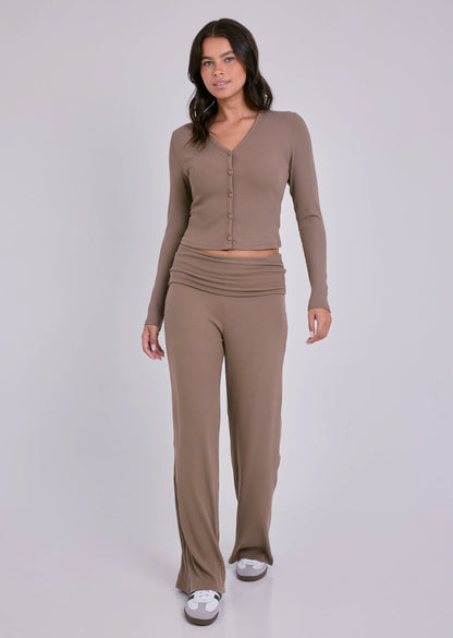 Women's V-Neck Cardigan Walnut